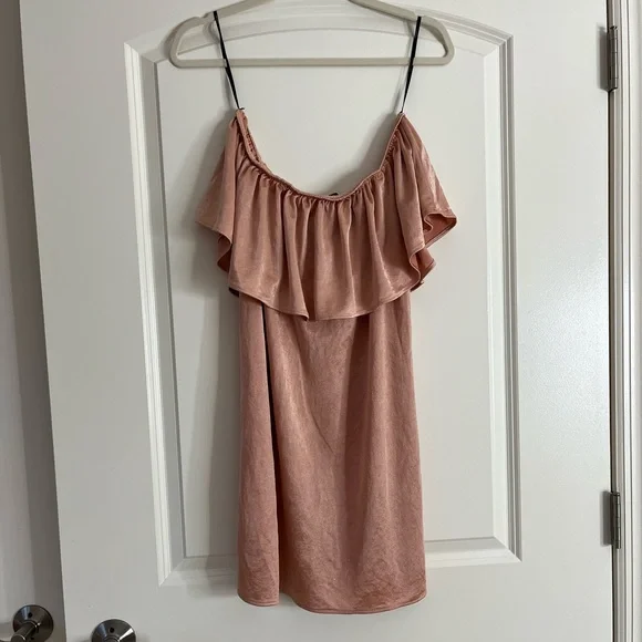 Forever 21 Ruffle Rose Gold Dress